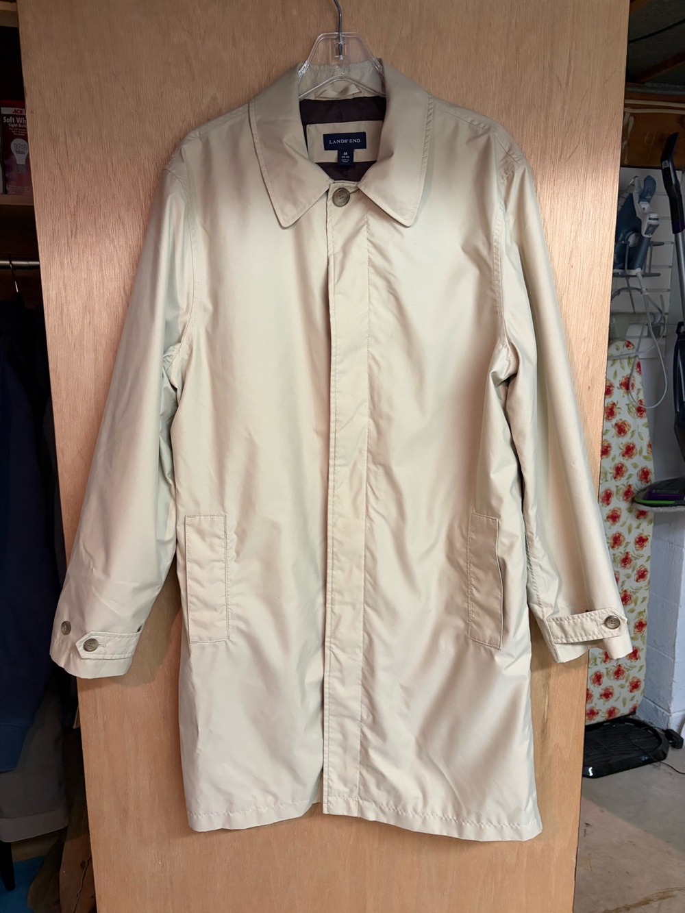 Vintage Lands' End Men's Tan Trench Coat size M